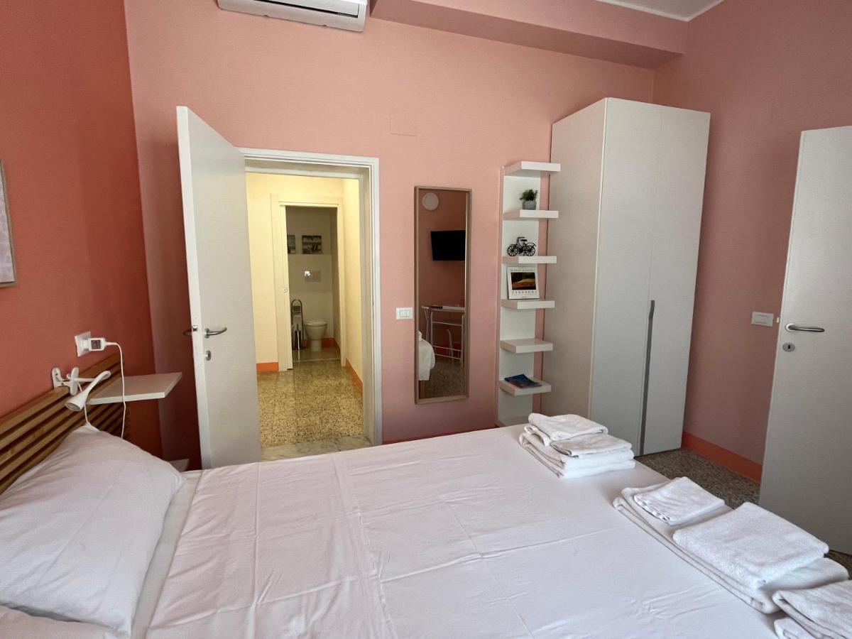 Bed And Coffee Rooms Portoferraio Exterior photo