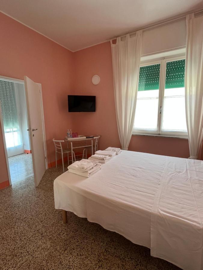 Bed And Coffee Rooms Portoferraio Exterior photo